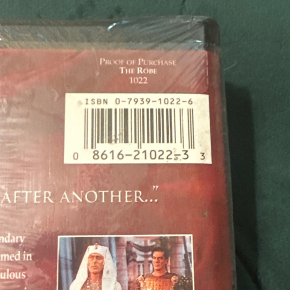 The Robe - Picture 3 of 3